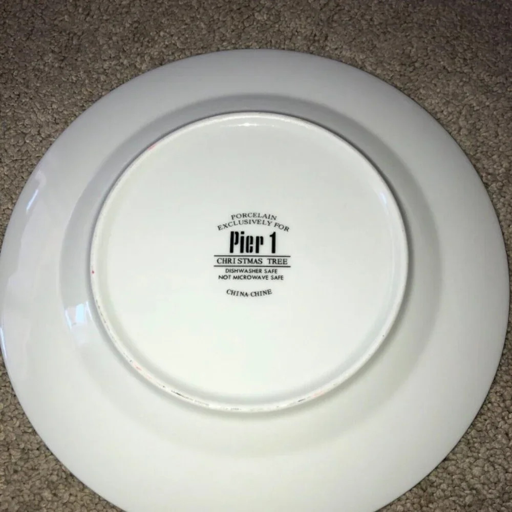 Pier 1 Christmas‎ Tree Salad / Dessert Plate (1)